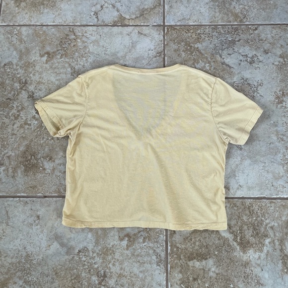 Cropped Brandy Melville tee - Picture 3 of 3